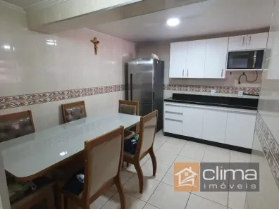 Sobrado com 2 Quartos para alugar, 117m² no Conjunto Habitacional Presidente Castelo Branco, Carapicuíba