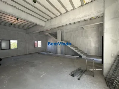 Prédio Comercial com 4 Quartos à venda, 267m² no Tororó, Salvador