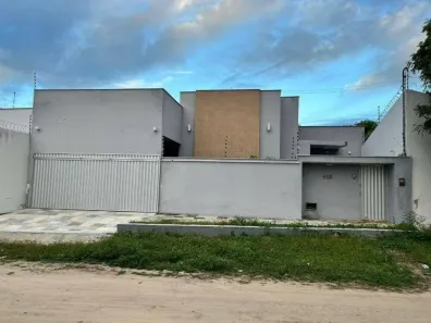 Casa com 3 Quartos à venda, 189m² no Alto do Açude, Pau dos Ferros
