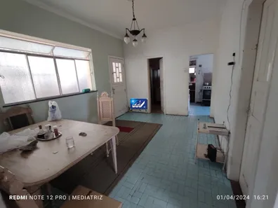 Casa com 2 Quartos para alugar, 227m² no Santa Tereza, Belo Horizonte