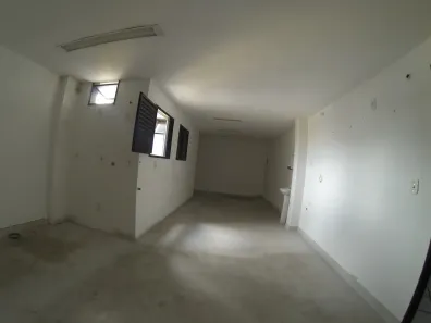 Sala Comercial para alugar, 32m² no Alcântara, São Gonçalo