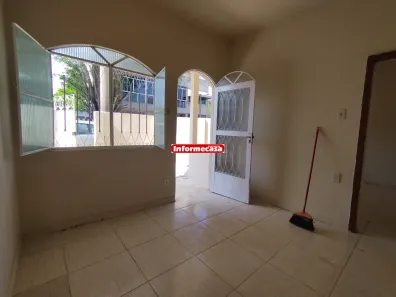 Casa com 1 Quarto para alugar, 35m² no Centro, Nova Iguaçu