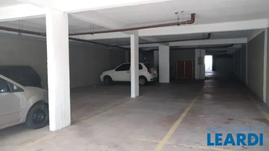 Sala Comercial para alugar, 97m² no Vila Assunção, Santo André