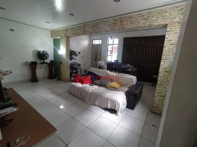 Casa com 4 Quartos à venda, 219m² no Politeama, Salvador