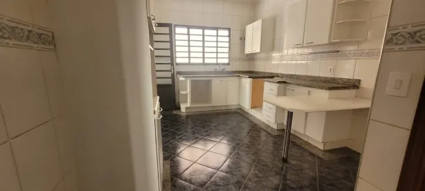 Casa de Condomínio com 3 Quartos para alugar, 376m² no Parque Brasil 500, Paulínia