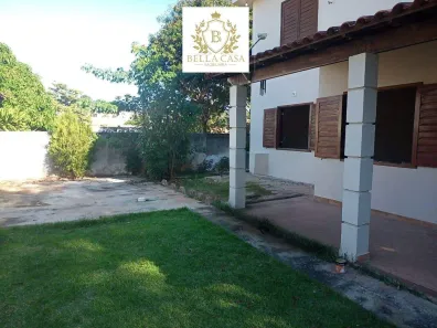 Casa com 3 Quartos para alugar, 90m² no Centro, Araruama