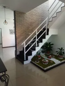 Casa com 3 Quartos para venda ou aluguel, 260m² no Ogiva, Cabo Frio