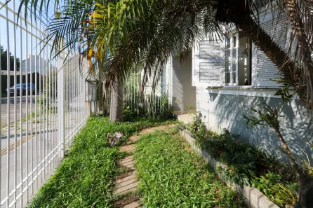 Casa com 3 Quartos para alugar, 180m² no Igara, Canoas