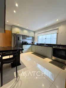 Casa de Condomínio com 3 Quartos à venda, 261m² no Jardins Valência, Goiânia