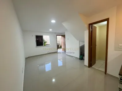 Casa de Condomínio com 2 Quartos para venda ou aluguel, 85m² no Freguesia (Jacarepaguá), Rio de Janeiro