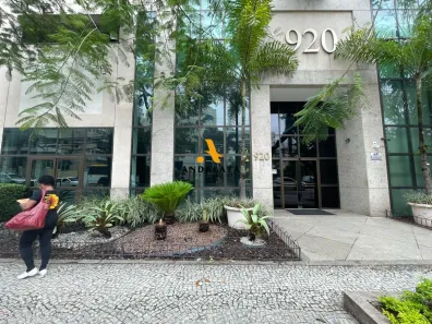 Ponto Comercial para alugar, 580m² no Freguesia (Jacarepaguá), Rio de Janeiro