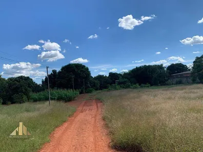 Fazenda/Sítio com 3 Quartos à venda, 5000m² no Chácara Lourdes Meireles, Valparaíso de Goiás