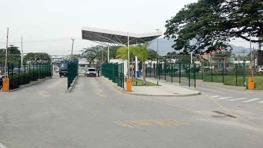 Galpão/Depósito/Armazém para alugar, 883m² no Taquara, Rio de Janeiro