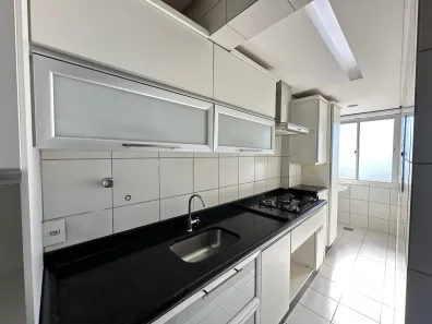 Apartamento com 3 Quartos para alugar, 75m² no Vila São Tomaz, Aparecida de Goiânia