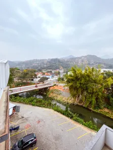 Apartamento com 2 Quartos para alugar, 59m² no Nogueira, Petrópolis