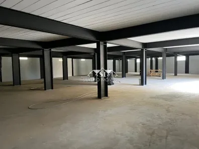 Galpão/Depósito/Armazém para alugar, 600m² no Quissama, Petrópolis