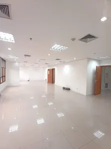 Sala Comercial para alugar, 326m² no Adrianópolis, Manaus