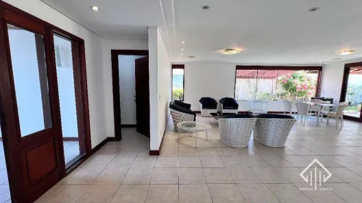 Casa de Condomínio com 5 Quartos para alugar, 471m² no Jaguaribe, Salvador