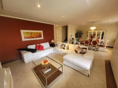Casa de Condomínio com 4 Quartos para alugar, 233m² no Camorim, Rio de Janeiro