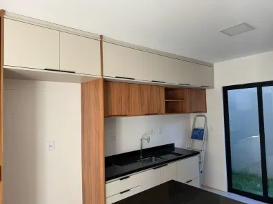 Apartamento com 2 Quartos para alugar, 70m² no Buraquinho, Lauro de Freitas