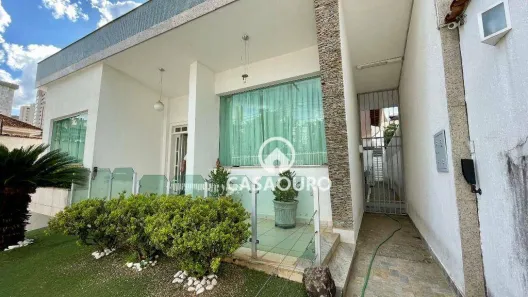 Casa com 7 Quartos à venda, 400m² no São Lucas, Belo Horizonte