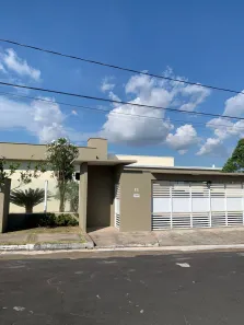 Casa de Condomínio com 3 Quartos para alugar, 244m² no Ponta Negra, Manaus
