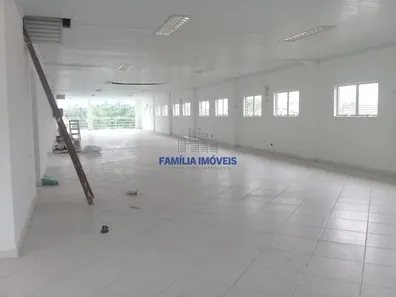 Sala Comercial para alugar, 246m² no Gonzaga, Santos