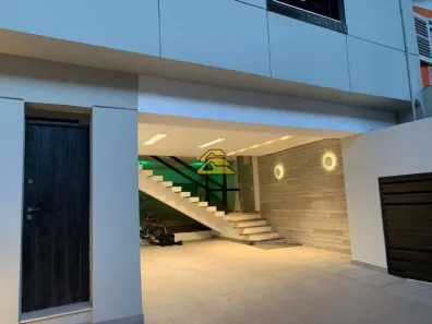 Casa com 4 Quartos para alugar, 276m² no Laranjeiras, Rio de Janeiro
