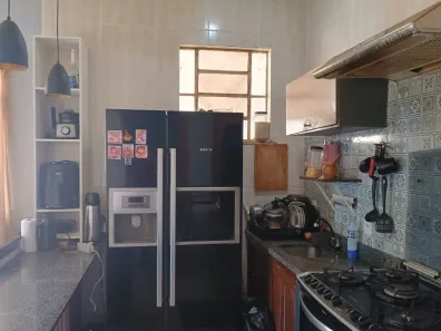 Casa com 3 Quartos à venda, 366m² no São Jorge, Manaus