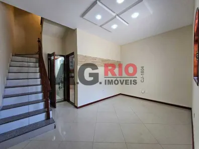 Casa de Condomínio com 2 Quartos para alugar, 93m² no Vila Valqueire, Rio de Janeiro