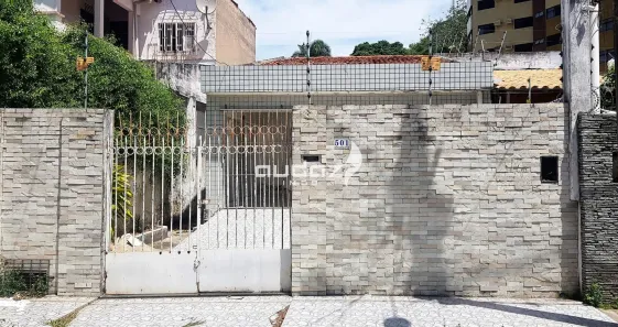 Casa com 3 Quartos à venda, 252m² no Petrópolis, Natal