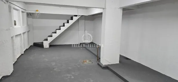 Galpão/Depósito/Armazém para alugar, 200m² no Engenho Velho da Federação, Salvador
