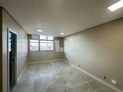 Sala Comercial para alugar, 28m² no Santo Antônio, Belo Horizonte