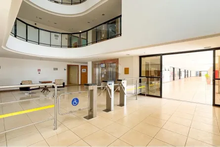 Sala Comercial à venda, 40m² no Zona Industrial, Brasília