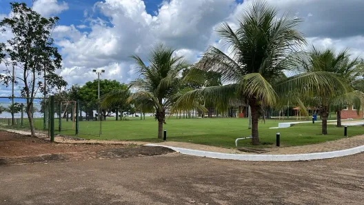 Lote/Terreno à venda, 812m² no Luzimangues, Porto Nacional