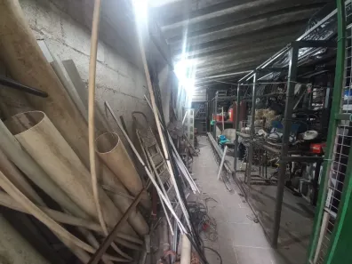 Galpão/Depósito/Armazém com 1 Quarto para alugar, 23m² no Vila Valqueire, Rio de Janeiro