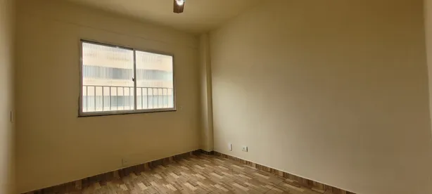 Apartamento com 2 Quartos para alugar, 65m² no Tanque, Rio de Janeiro