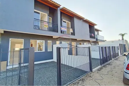 Sobrado com 2 Quartos à venda, 62m² no Tarumã, Viamão