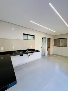 Casa com 3 Quartos à venda, 183m² no Plano Diretor Sul, Palmas