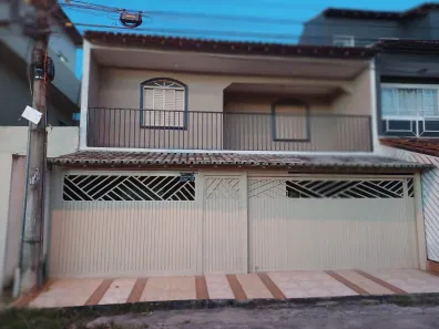 Sobrado com 4 Quartos à venda, 256m² no Areal, Brasília