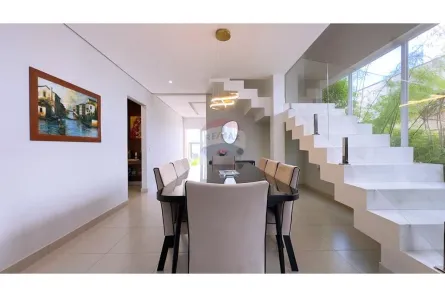 Casa com 4 Quartos à venda, 288m² no Alto da Boa Vista, Brasília