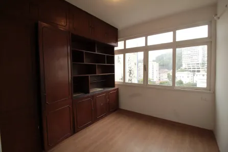 Apartamento com 4 Quartos para alugar, 115m² no Laranjeiras, Rio de Janeiro