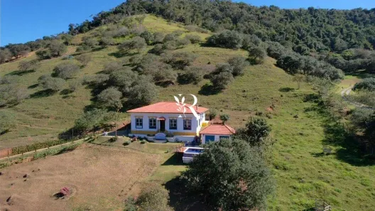 Fazenda/Sítio com 4 Quartos à venda, 20000m² no Pedro do Rio, Petrópolis