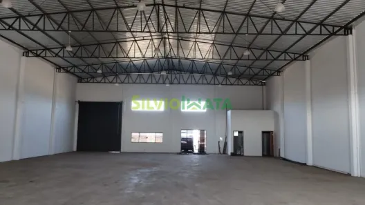Galpão/Depósito/Armazém com 1 Quarto para alugar, 585m² no Paiçandu, Paiçandu
