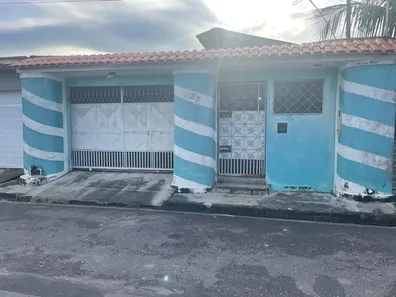 Casa com 2 Quartos à venda, 55m² no Nova Cidade, Manaus