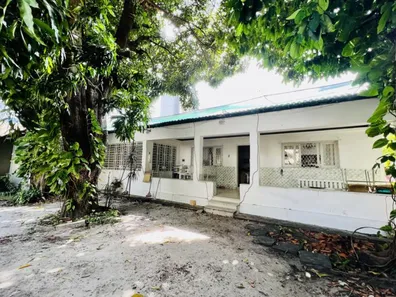 Casa com 7 Quartos para alugar, 400m² no Boa Vista, Recife