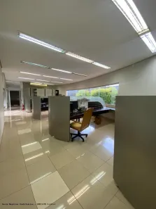 Sala Comercial para alugar, 1000m² no Centro, Campo Mourão
