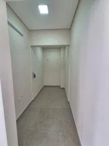 Ponto Comercial para alugar, 50m² no Jardim Lago Azul, Louveira