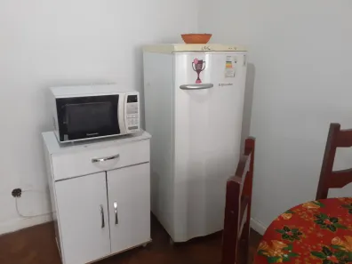 Kitnet com 1 Quarto para alugar, 35m² no Copacabana, Rio de Janeiro