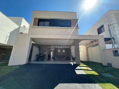 Casa com 4 Quartos para alugar, 75m² no Jardins Marselha, Aparecida de Goiânia